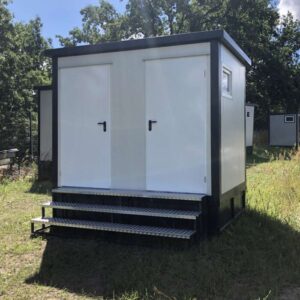 SANITÄRCONTAINER – WC + DUSCHE + WASSERTANK – Bild 1