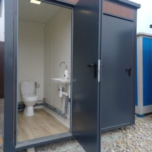 DOPPELTER SANITÄRCONTAINER MIT 2 KABINEN – WC UND DUSCHE – Bild 5