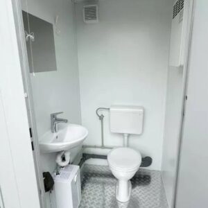 Doppelter Sanitärcontainer 2,4 × 1,5 m – WC + separates Urinal – Bild 7