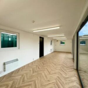 40-Fuß Modulcontainer – Büro / Aufenthaltsraum mit Erkerfenstern – Bild 5