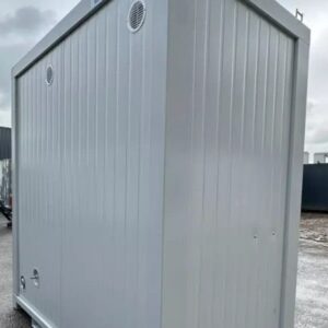 Doppelter Sanitärcontainer 2,4 × 1,5 m – WC + separates Urinal – Bild 11