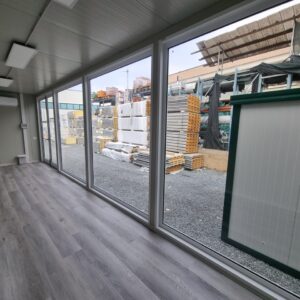 Monoblock-Container für Verkaufsbüro – 12 × 2,5 m – Bild 3