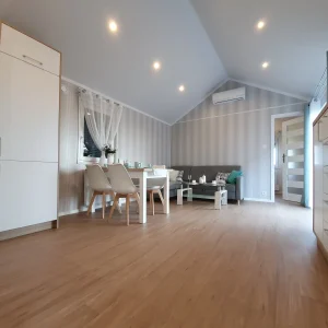 Modernes Mobilheim – Maße 12 × 4 m – Bild 3